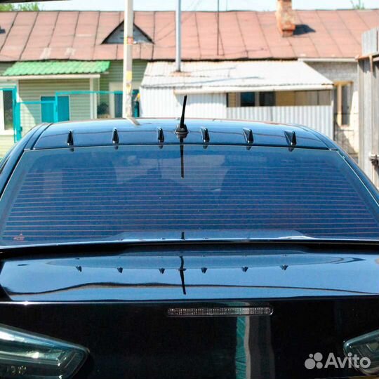 Козырек 6 зубьев Лансер 10 2007-2015