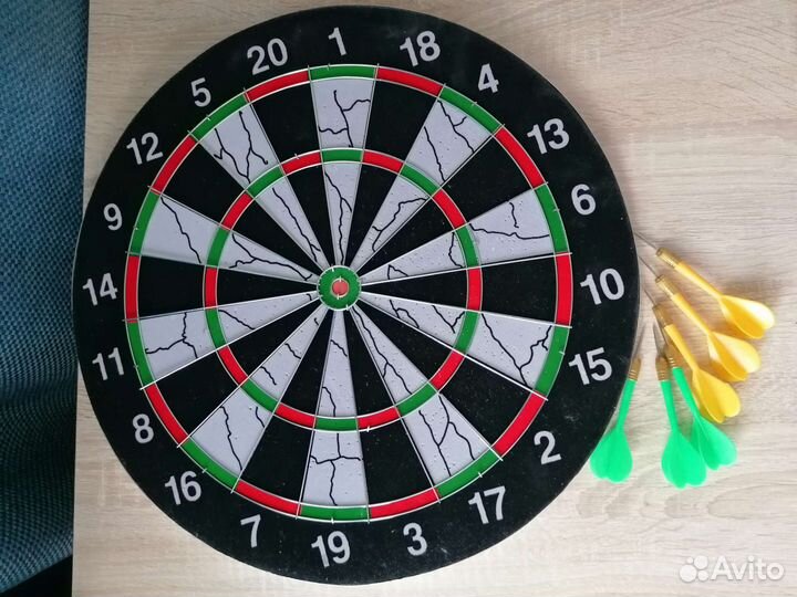 Дартс (мишень+дротики)