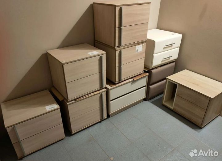 Прикроватная тумбочка Аскона с витрины магазина