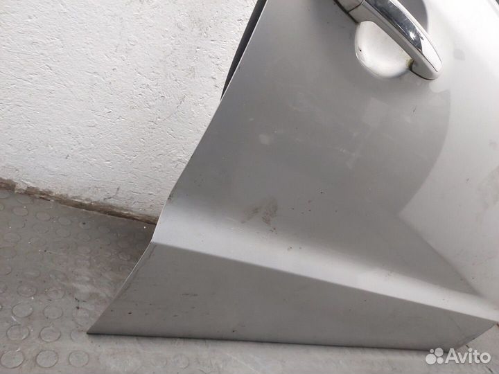 Дверь боковая правая передняя Hyundai Santa Fe