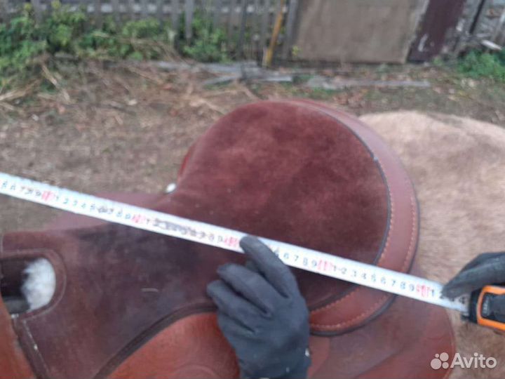 Седло для лошади