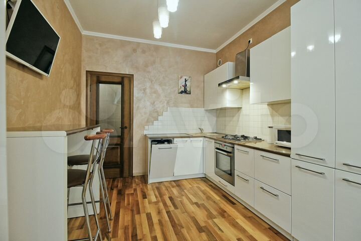 3-к. квартира, 95,4 м², 2/11 эт.