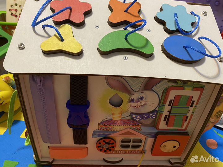 Развивающие домик и ортопидический коврик