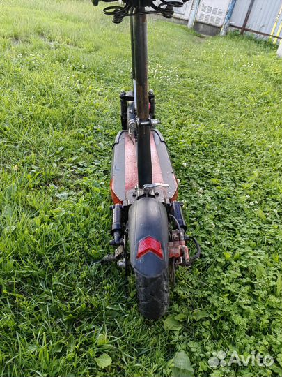 Электро самокат Kugo m4