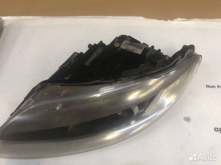 Фара левая Audi Q7 4LB BUG 2007-20015