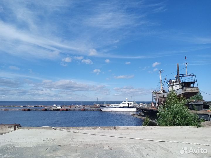 Стоянка для яхт, катеров и других судов и техники