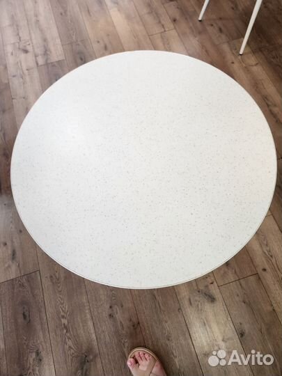 Кухонный стол