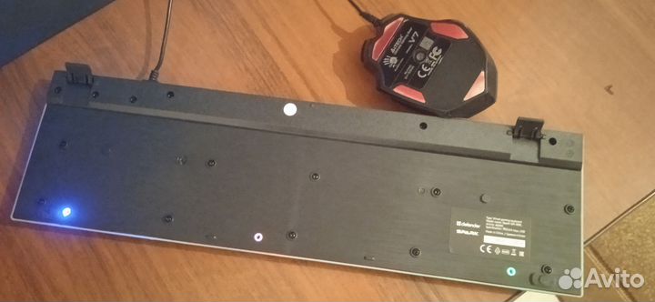 Игровая клавиатура и мышь