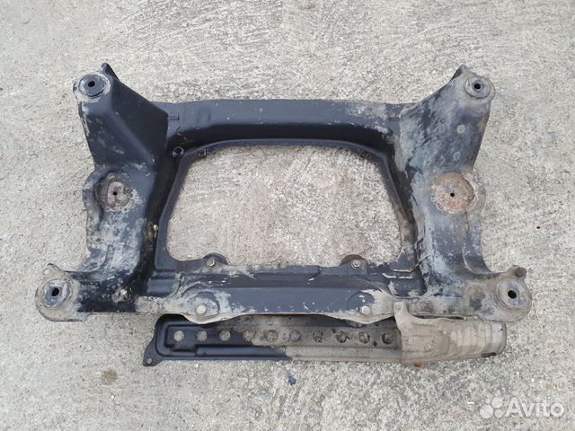 Балка подмоторная (подрамник) Mercedes W220