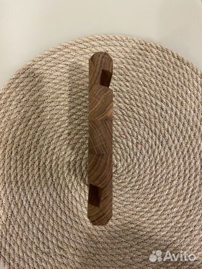 Подставка для телефона из дерева