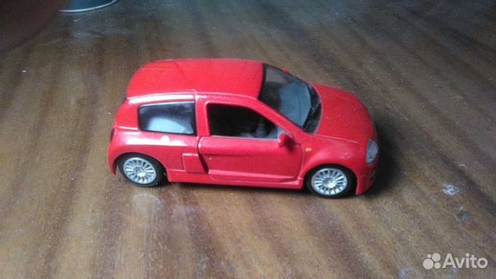 Модель рено