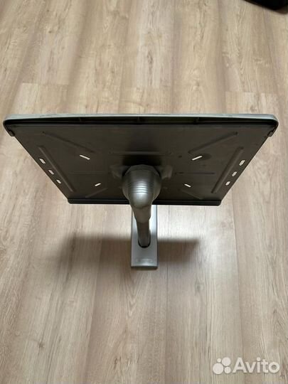 Кронштейн для телевизора на стену