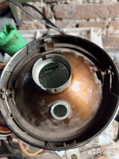 Фара тракторная