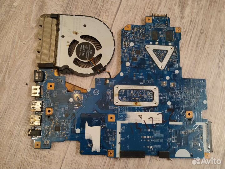 Мать hp 17 донор