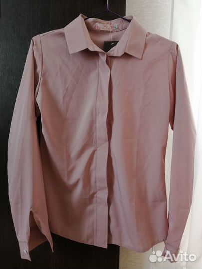 Блузка женская розовая 42 размера