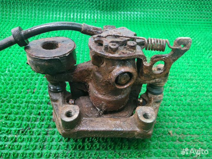 Суппорт задний левый Jaguar X-Type X400 AJ25 2001