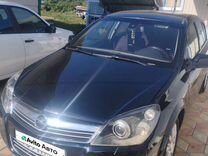 Opel Astra 1.6 MT, 2013, 292 700 км, с пробегом, цена 650 000 руб.