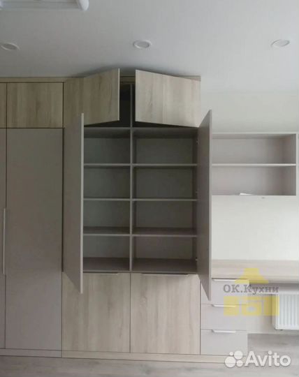 Шкаф в детскую