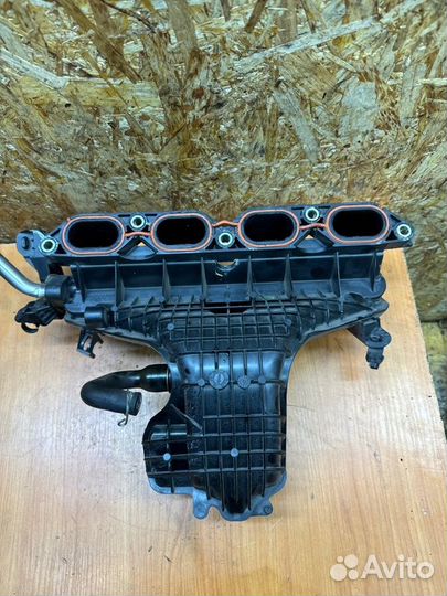 Коллектор впускной Toyota Auris E15 1.8 2ZR-FXE