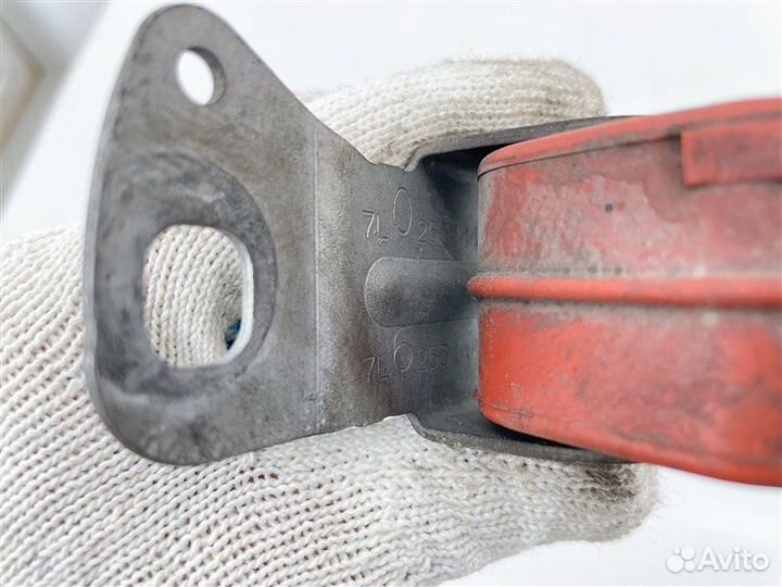 Подушка глушителя передняя Volkswagen Touareg GP