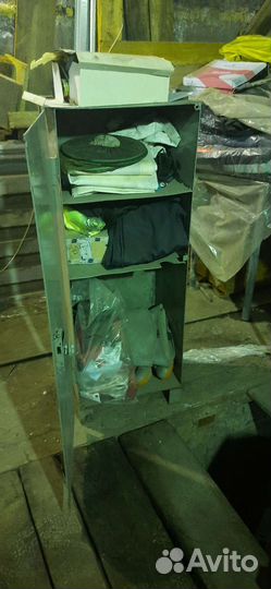 Сейф металлический