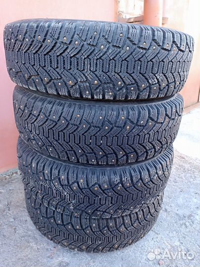 Продам комплект колес