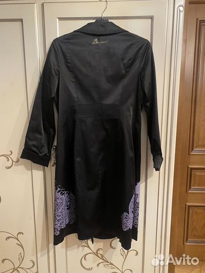 Плащ женский