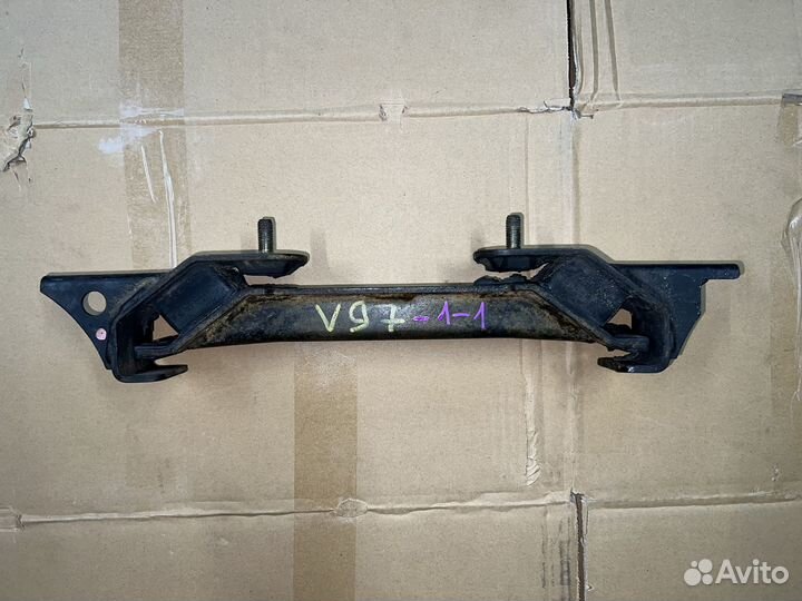 Опора АКПП Паджеро 3 4 (Бензин)