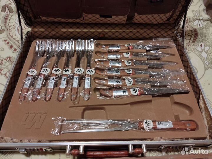 Набор столовых приборов