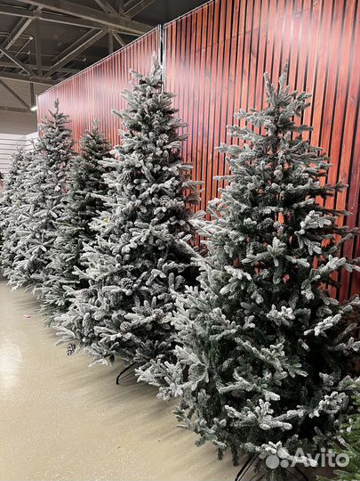 Елка искусственная