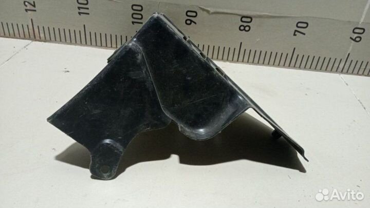 Экран щитка передний правый Лада Гранта