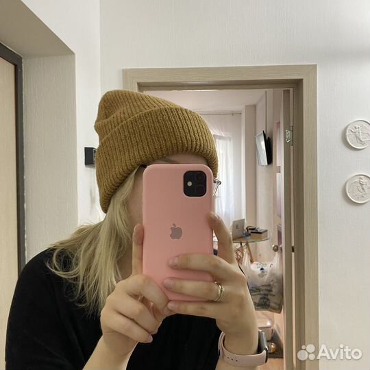 Шапка новая Weekday бини