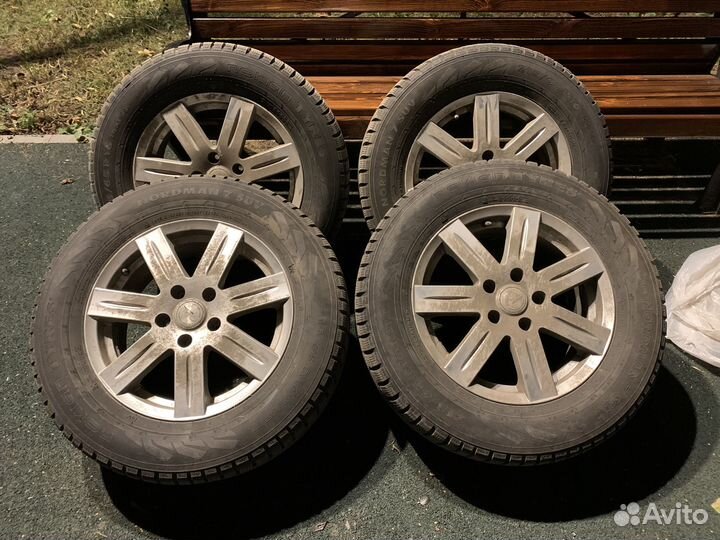 Зимние колеса Nokian Nordman7 215/65 R16