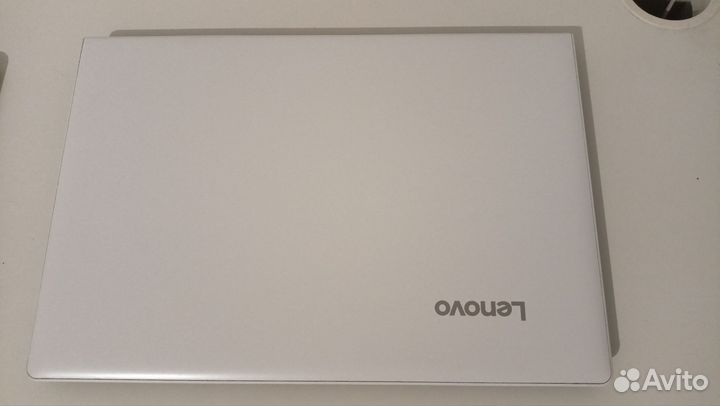 Ноутбук lenovo