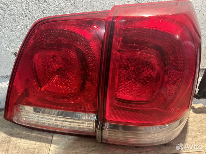 Задние фонари toyota land cruser 200