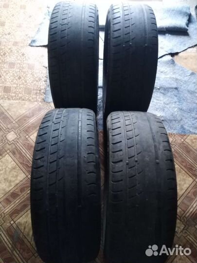 Viatti Strada Asimmetrico V-130 205/55 R16