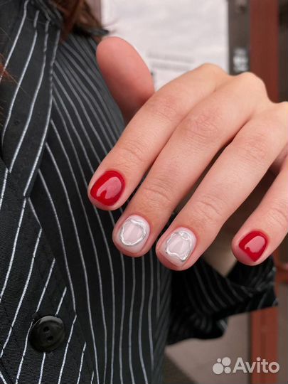 Маникюр-педикюр