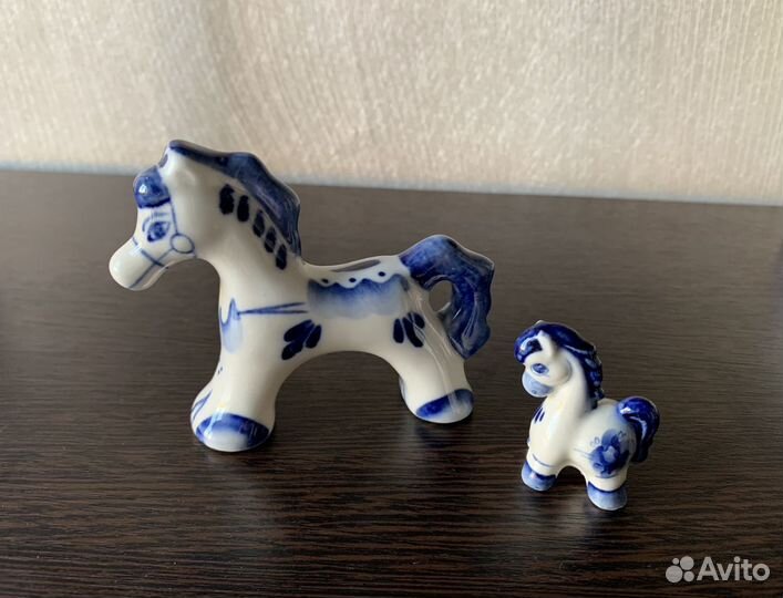 Фигурки / статуэтки Гжель (коллекционные)