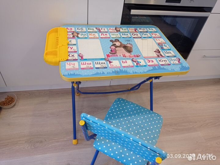 Детский стол и стул Ника с полочками