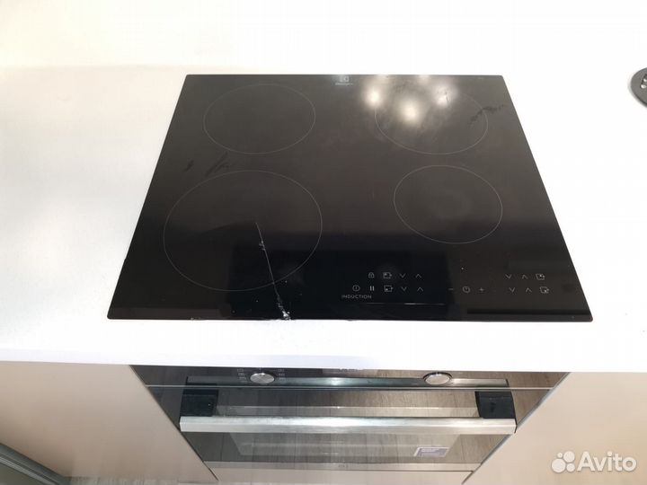 Встраиваемая индукционная панель 4 комфортки