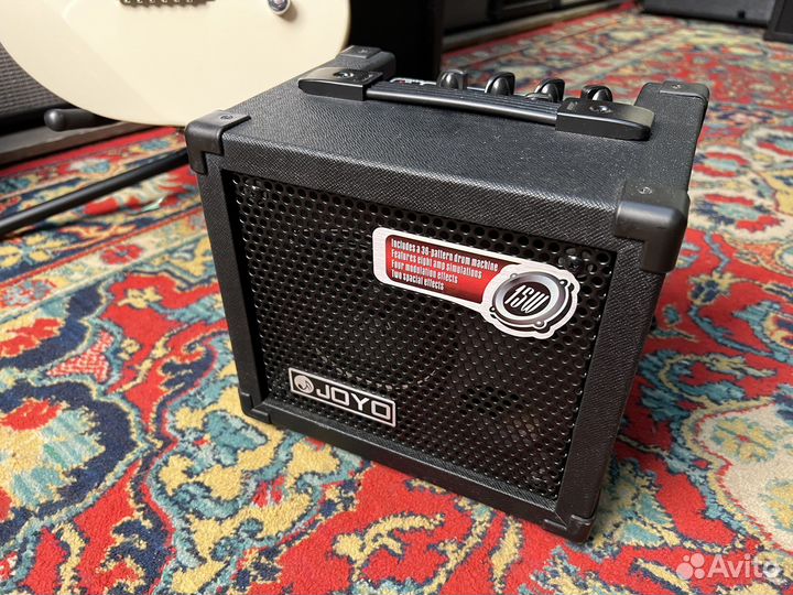 Комбоусилитель для гитары Joyo DC15 с ритмами