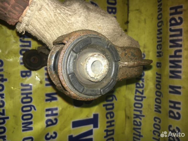 Рычаг передний правый Opel Astra