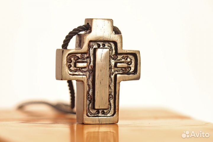 Крест нательный из древесины Эбен