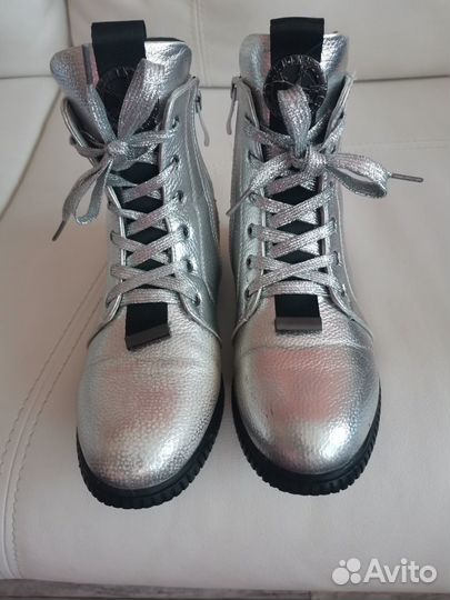 Ботинки детские