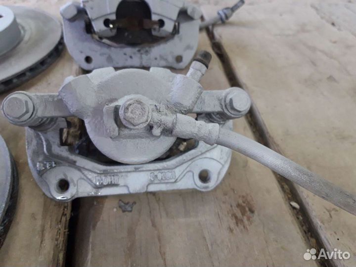 Супорта передние chery кимо, QQ