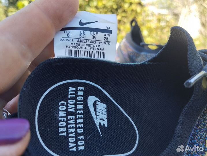 Кроссовки женские Nike