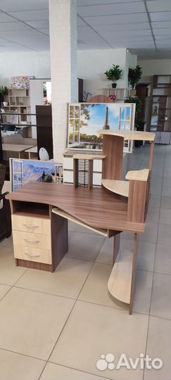 Стол компьютерный 8-Н угловой 130х135х90