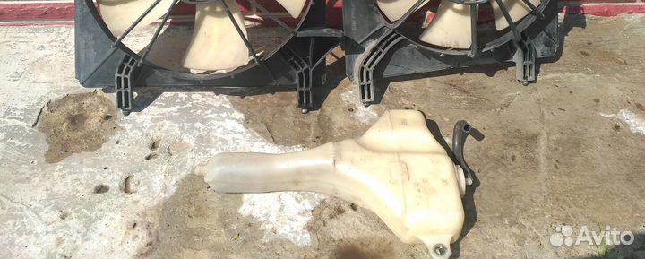 Расширительный бачок Хонда Аккорд 7