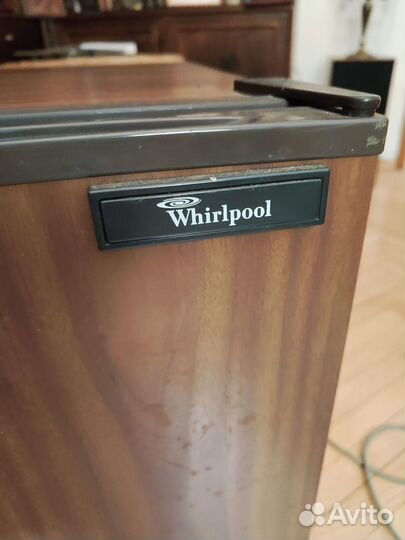 Холодильник бу маленький барный Whirpool