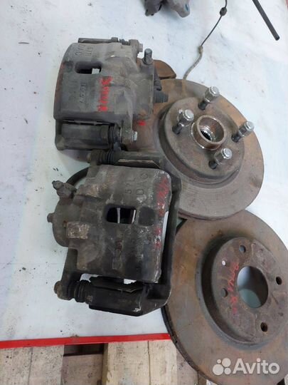 Суппорт тормозной Chevrolet Epica 2011г